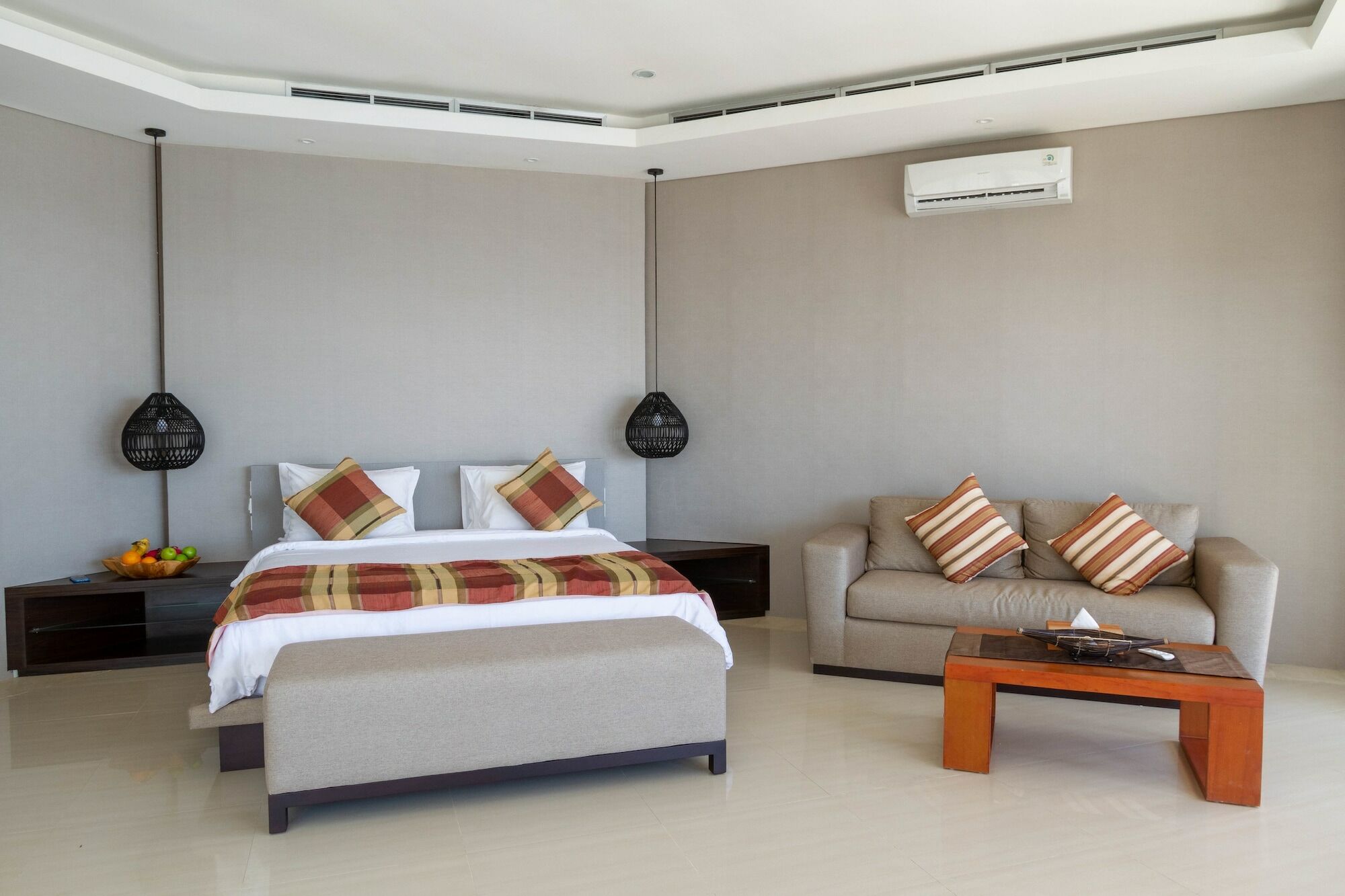 Family Ocean Room with Crib